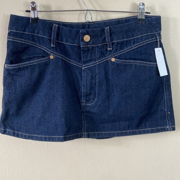 New BlankNYC Metallic Weave Denim Micro Miniskirt Dark Wash Gold Glitter Sz 29 - Picture 2 of 8